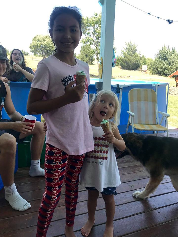 36677016_10216848703630099_2926245430188572672_n[1]